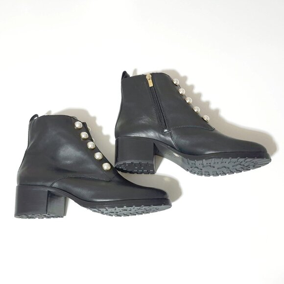 NWOT Lord & Taylor Floria boot with faux pearl accenting, US 10, EU 40 - Picture 4 of 8